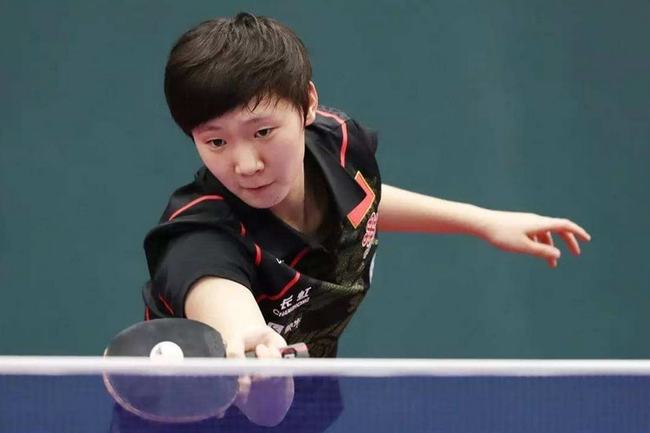 务增长的重 务增长的重