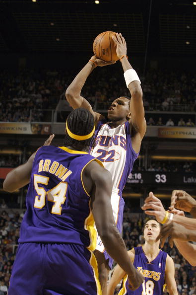 如今的他更 如今的他更