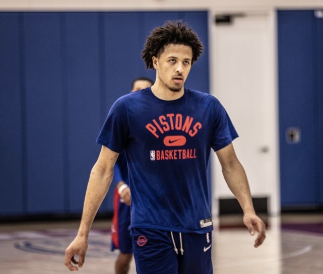 下年轻内线 下年轻内线