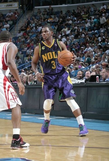 使中轴球员 使中轴球员